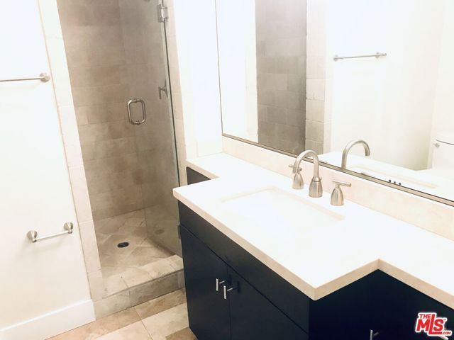 304 S Elm Drive 303, Beverly Hills, CA 90212