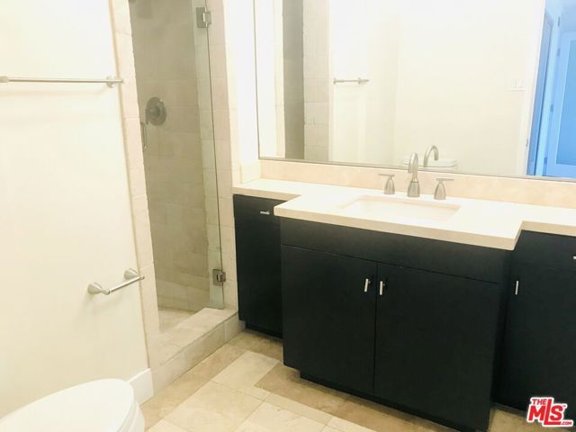 304 S Elm Drive 303, Beverly Hills, CA 90212