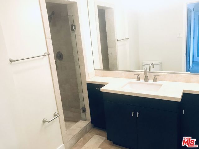 304 S Elm Drive 303, Beverly Hills, CA 90212