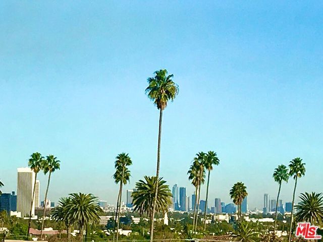 304 S Elm Drive 303, Beverly Hills, CA 90212