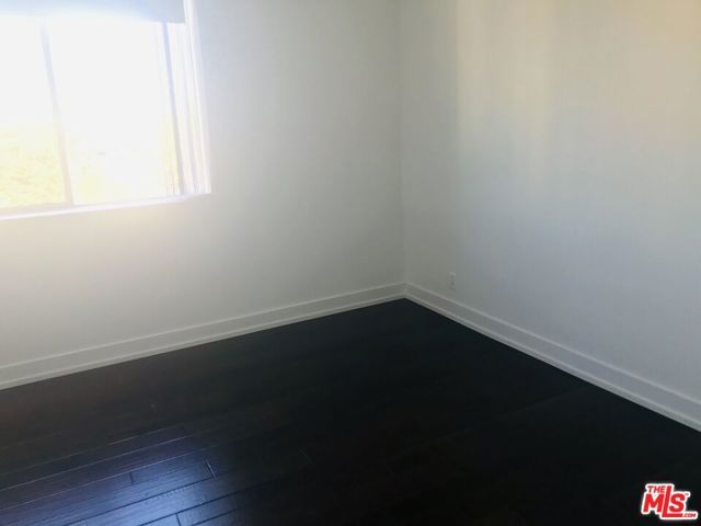 304 S Elm Drive 303, Beverly Hills, CA 90212
