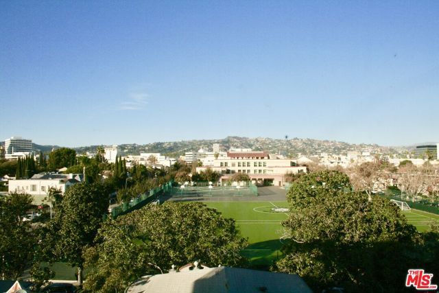 304 S Elm Drive 303, Beverly Hills, CA 90212