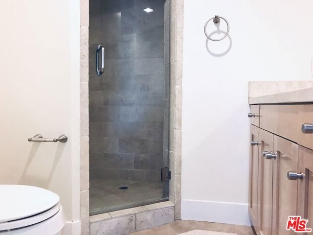 304 S Elm Drive 303, Beverly Hills, CA 90212