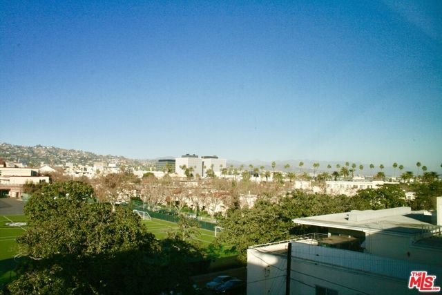 304 S Elm Drive 303, Beverly Hills, CA 90212