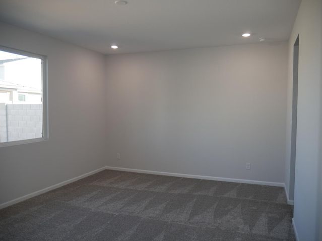 18156 W Daley Lane, Surprise, AZ 85387