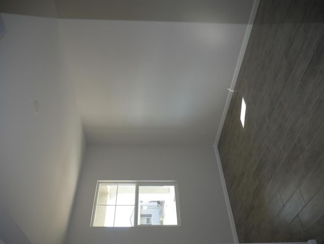 18156 W Daley Lane, Surprise, AZ 85387