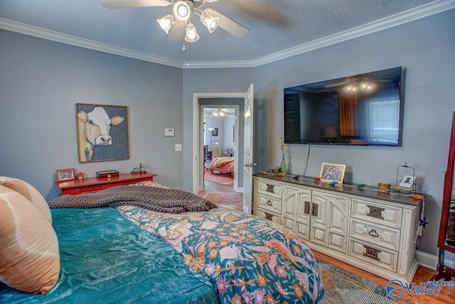 1605 Mccullough Avenue NE, Huntsville, AL 35801