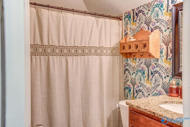 1605 Mccullough Avenue NE, Huntsville, AL 35801