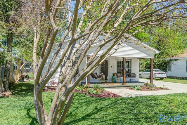 1605 Mccullough Avenue NE, Huntsville, AL 35801