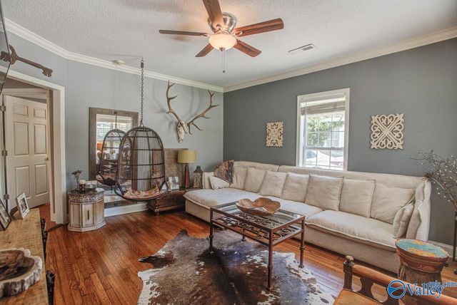 1605 Mccullough Avenue NE, Huntsville, AL 35801