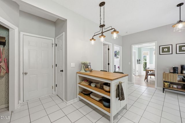 108 Aldeburgh Court, Holly Springs, NC 27540