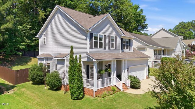 108 Aldeburgh Court, Holly Springs, NC 27540