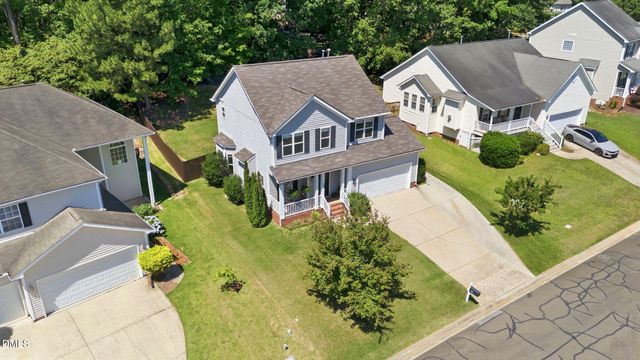 108 Aldeburgh Court, Holly Springs, NC 27540