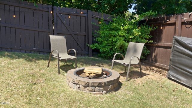 108 Aldeburgh Court, Holly Springs, NC 27540