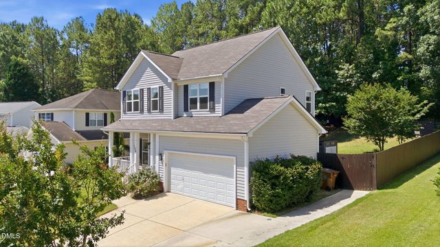 108 Aldeburgh Court, Holly Springs, NC 27540