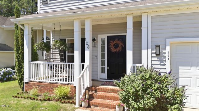 108 Aldeburgh Court, Holly Springs, NC 27540