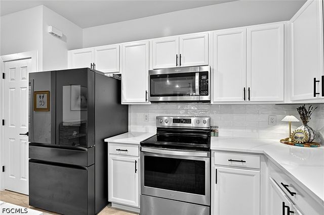 9214 Bexley DR, Fort Myers, FL 33967