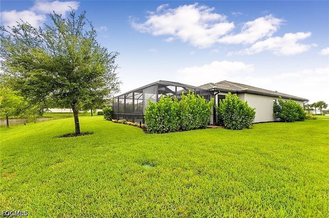 9214 Bexley DR, Fort Myers, FL 33967