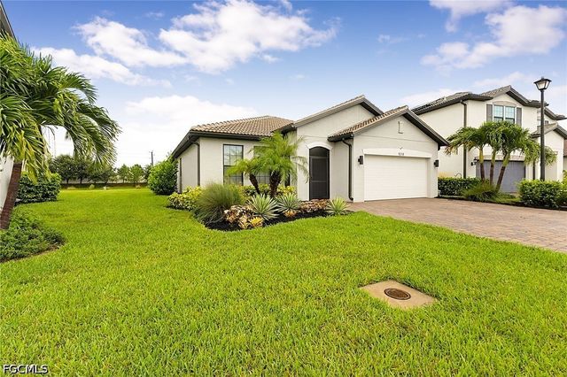 9214 Bexley DR, Fort Myers, FL 33967