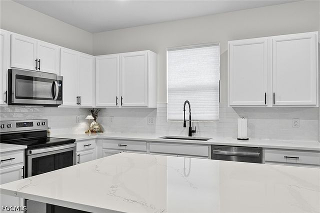9214 Bexley DR, Fort Myers, FL 33967