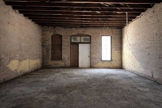 115 & 117 S Fulton Street, Wharton, TX 77488