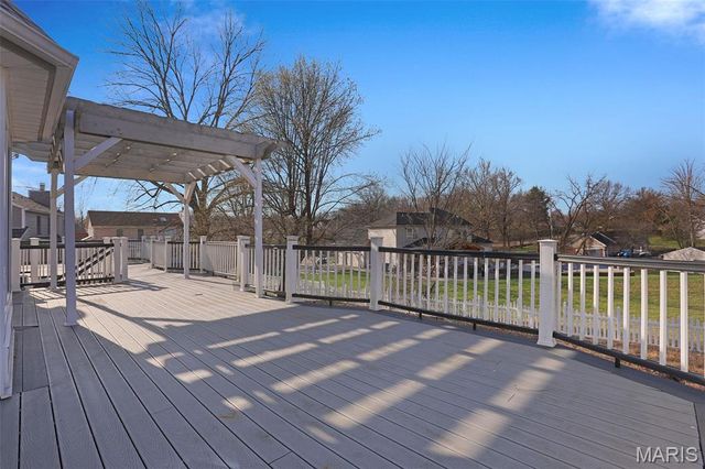 2060 Lost Meadow Drive, St Charles, MO 63303