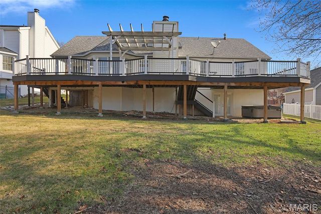 2060 Lost Meadow Drive, St Charles, MO 63303