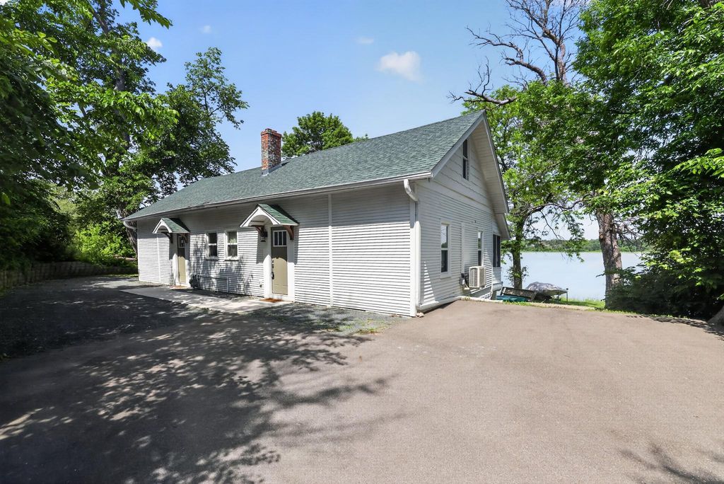 2627 Commerce Boulevard, Mound, MN 55364 — exterior