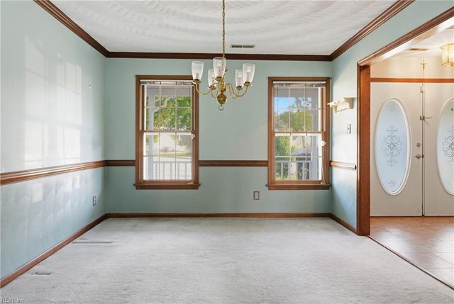 300 Golden Maple CT, Virginia Beach, VA 23452