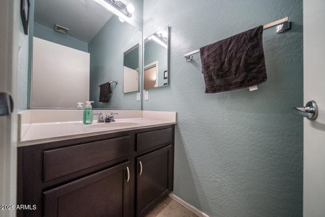2024 S BALDWIN -- 100, Mesa, AZ 85209
