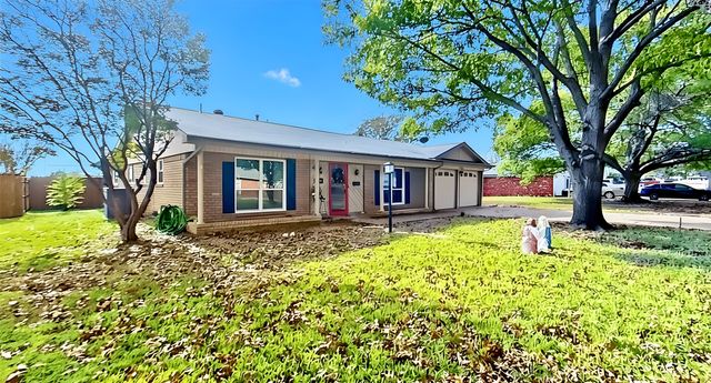 5016 Saint Lawrence Road, Fort Worth, TX 76103