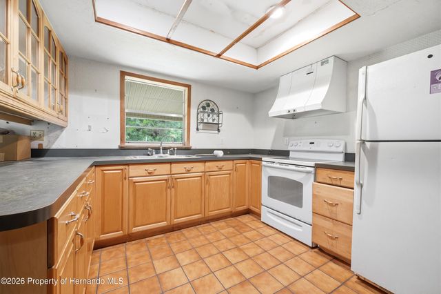 4444 Raines Road, Brooksville, FL 34604