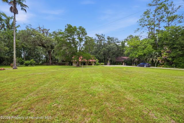 4444 Raines Road, Brooksville, FL 34604