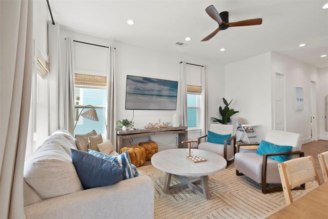 3807 Neptune, Galveston, TX 77554