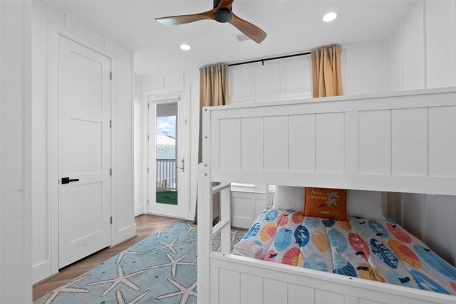 3807 Neptune, Galveston, TX 77554