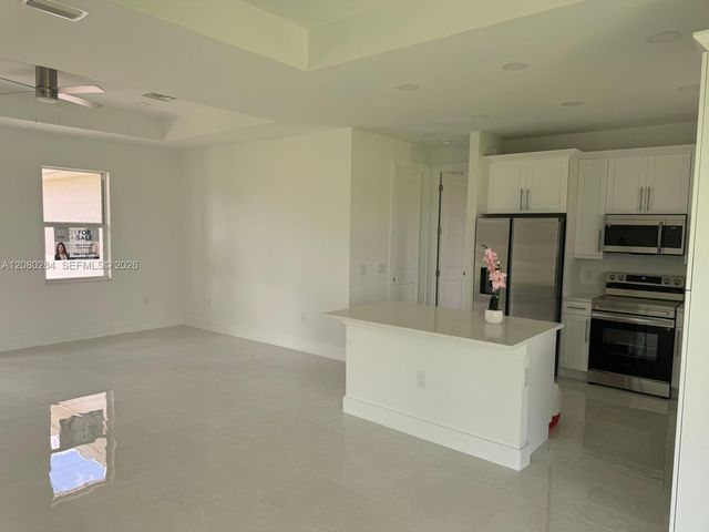 2044 Crawford Avenue N, Lehigh Acres, FL 33971