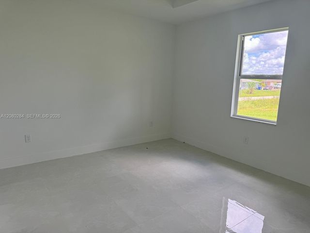 2044 Crawford Avenue N, Lehigh Acres, FL 33971