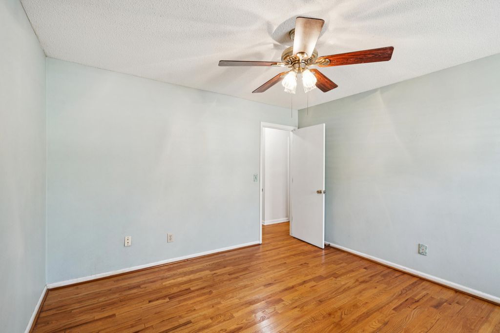 Image 39 of property listing at 2627 Sun Beam Way, Charleston, SC 29414