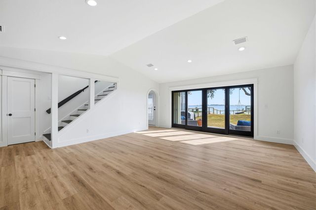 2035 S Wind Trace Road, Navarre, FL 32566