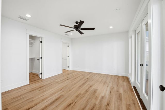 2035 S Wind Trace Road, Navarre, FL 32566