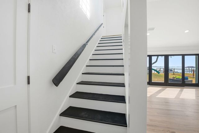 2035 S Wind Trace Road, Navarre, FL 32566