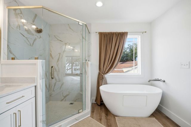 2035 S Wind Trace Road, Navarre, FL 32566