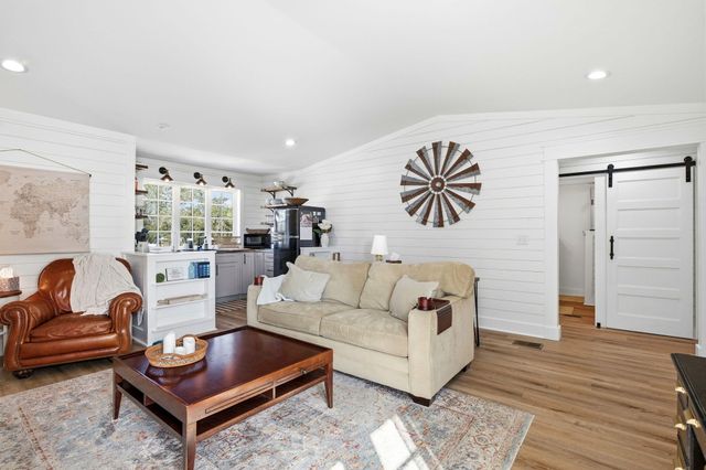 2035 S Wind Trace Road, Navarre, FL 32566