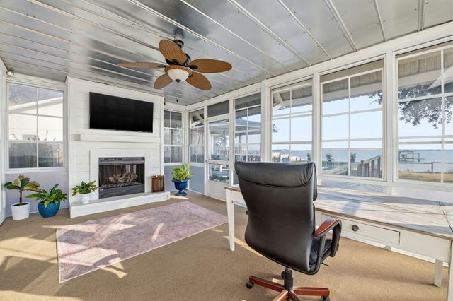 2035 S Wind Trace Road, Navarre, FL 32566