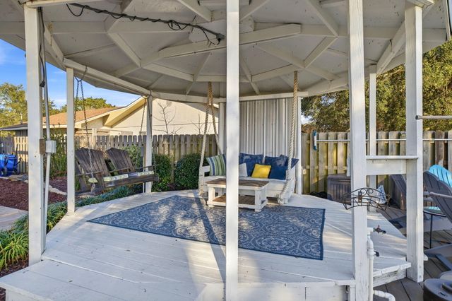 2035 S Wind Trace Road, Navarre, FL 32566