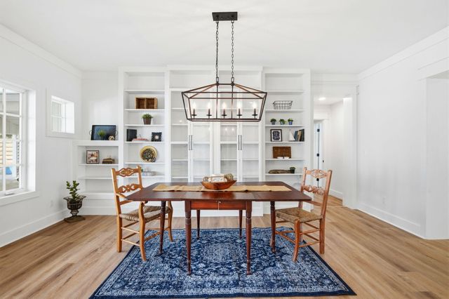 2035 S Wind Trace Road, Navarre, FL 32566