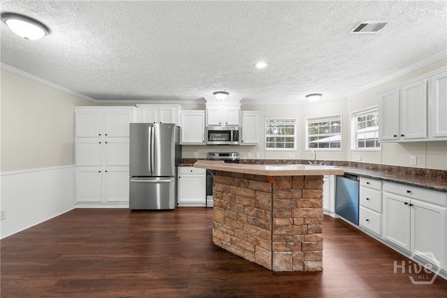 147 Creek Ridge Road, Claxton, GA 30417