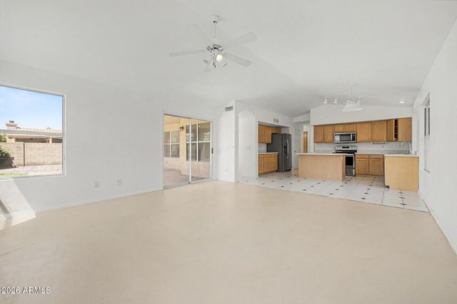 451 W MENDOZA Circle, Mesa, AZ 85210