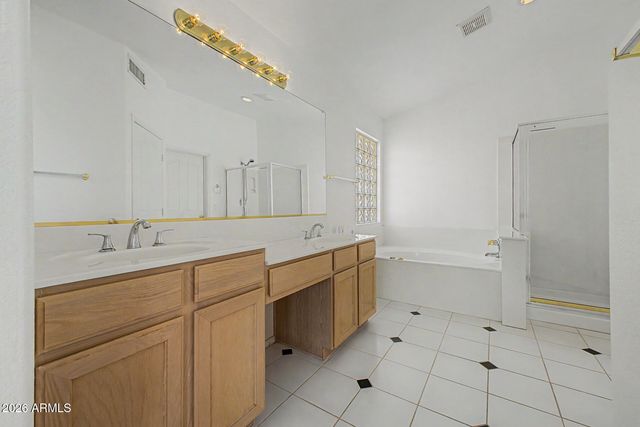 451 W MENDOZA Circle, Mesa, AZ 85210