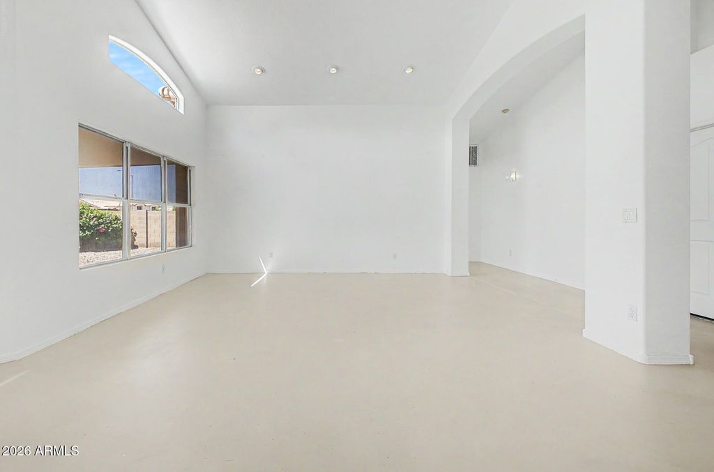 451 W MENDOZA Circle, Mesa, AZ 85210 — photo 4